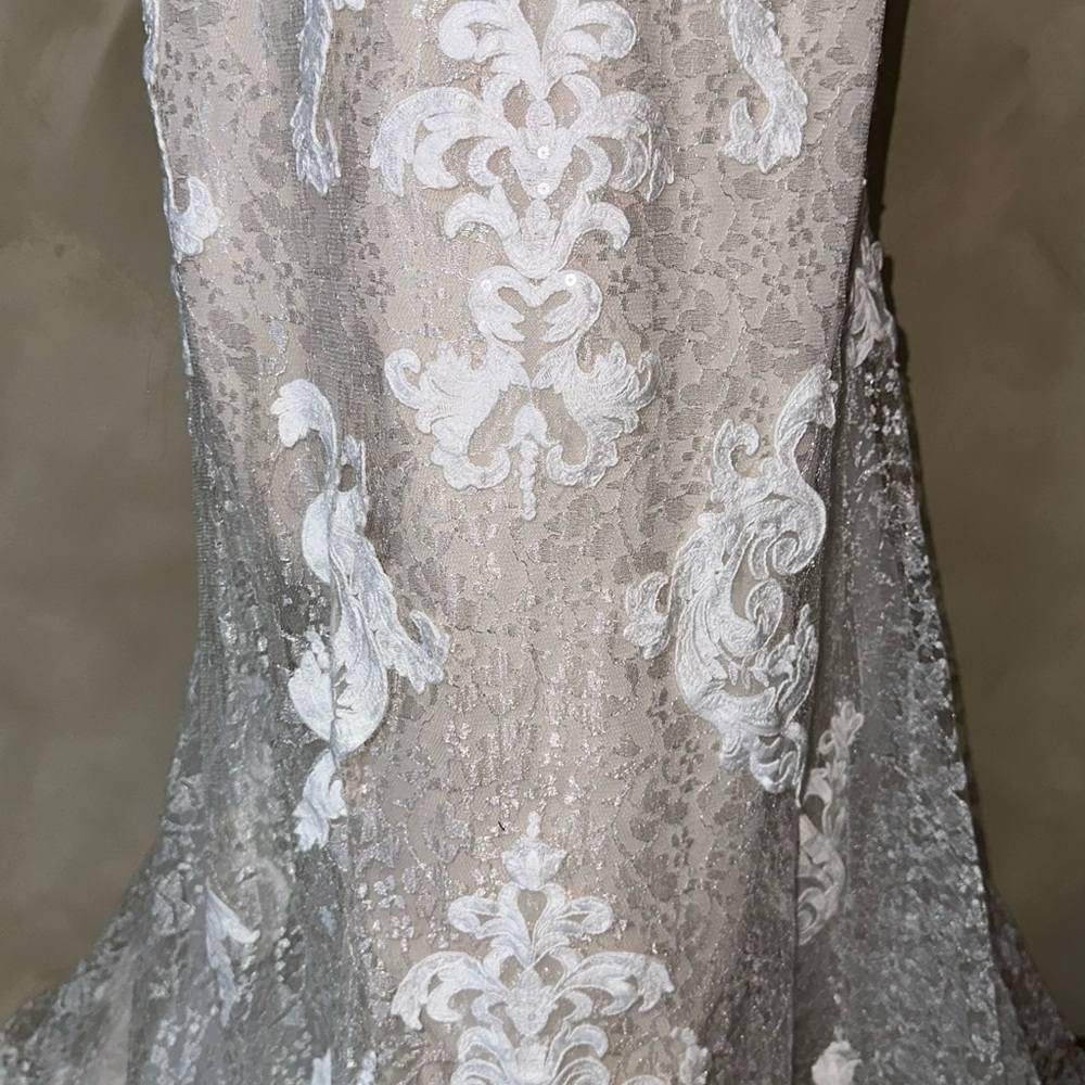Maggie Sottero White Lace Sheath Wedding Dress - Picture 6 of 16
